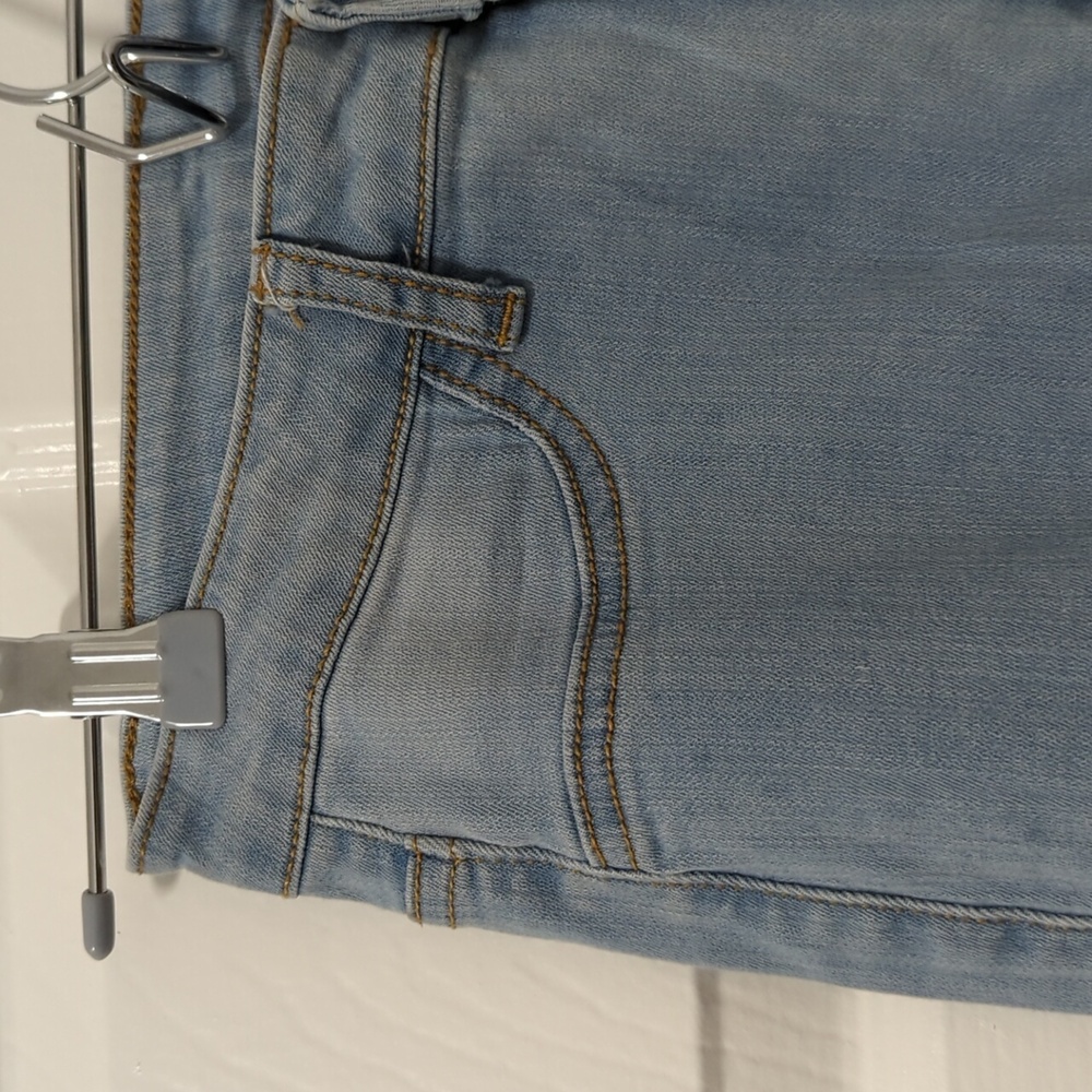Light Blue Skinny Jeans - Picture 3 of 8
